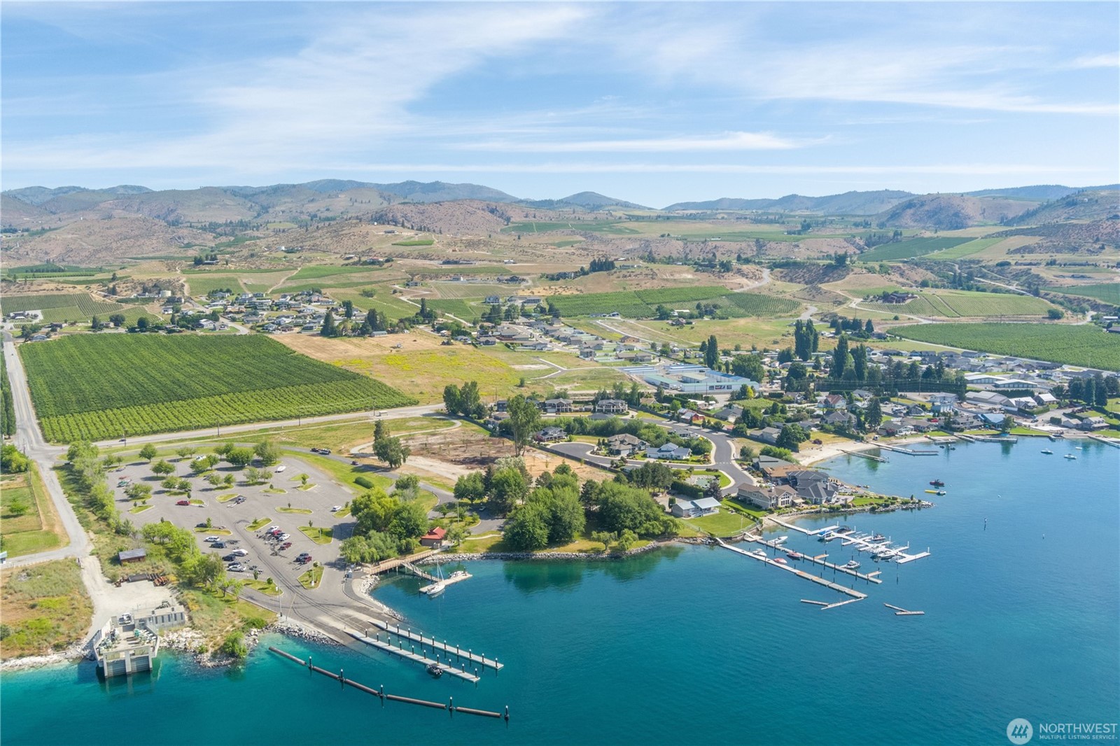 Lake Chelan birds eye view