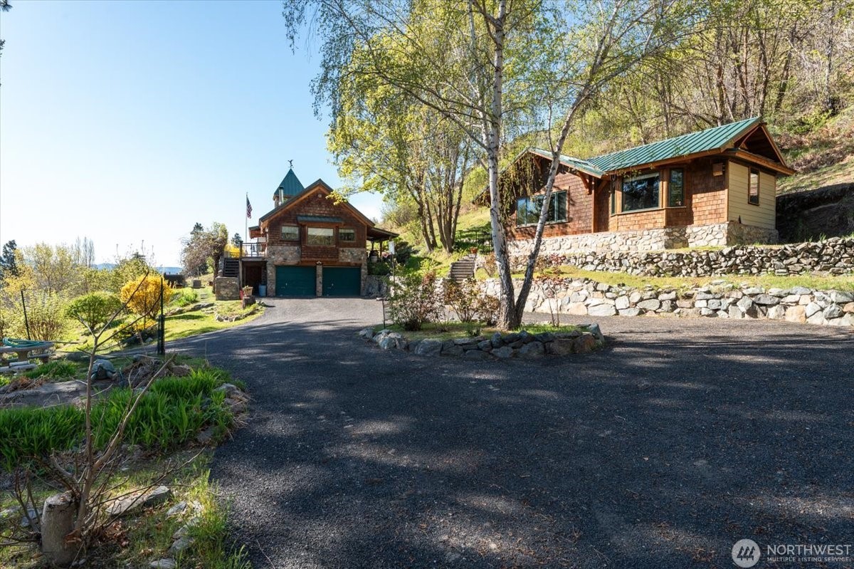 16495 S Lakeshore Road, Chelan